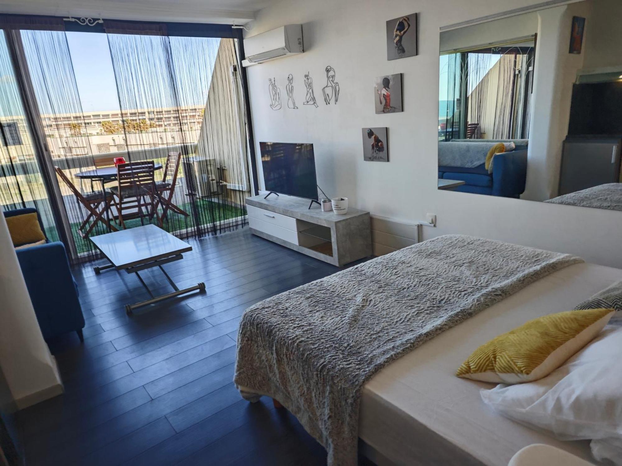 Studio Village Naturiste Resille 阿格德 外观 照片